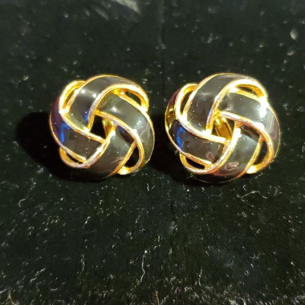 Vintage 1980's Napier Goldtone‎ Black Enameled Love Knot Design Clip-On Earrings